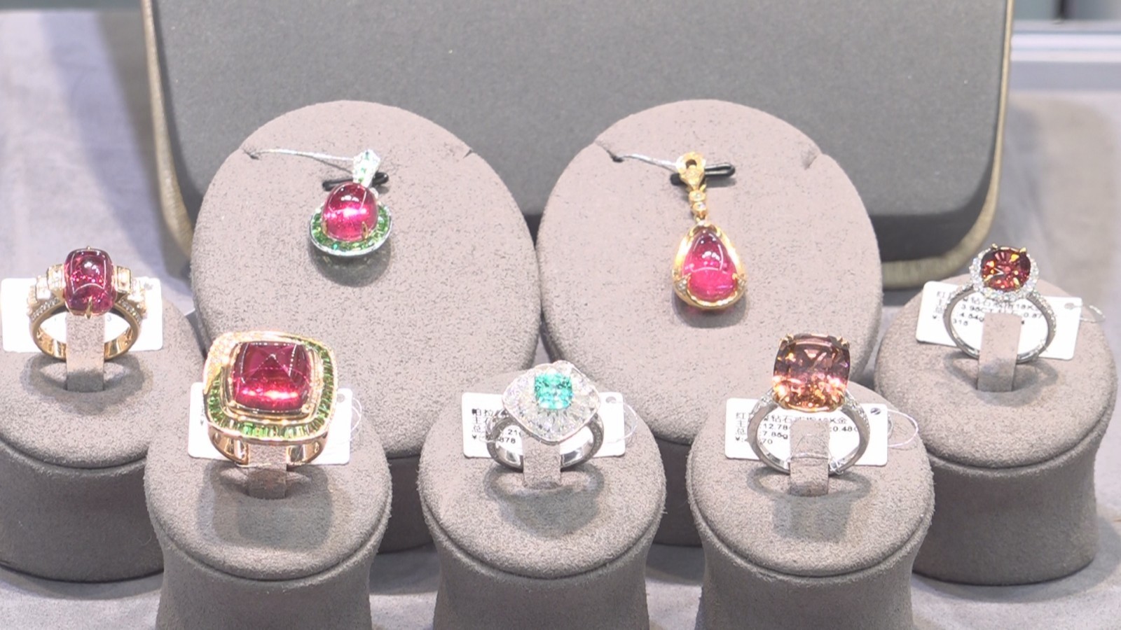 2025北京國(guó)際珠寶展釋放消費(fèi)新風(fēng)，洞見珠寶首飾零售新趨勢(shì)